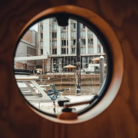 Wikkelboats At Wijnhaven