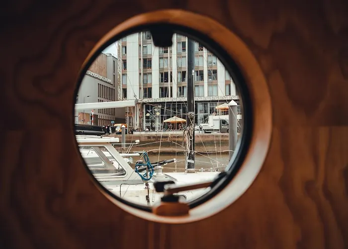 Wikkelboats At Wijnhaven