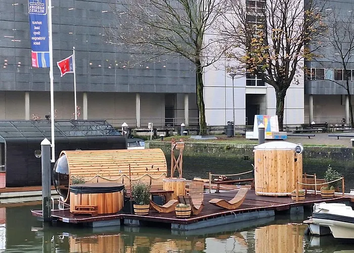 Ботель Wikkelboats At Wijnhaven Роттердам