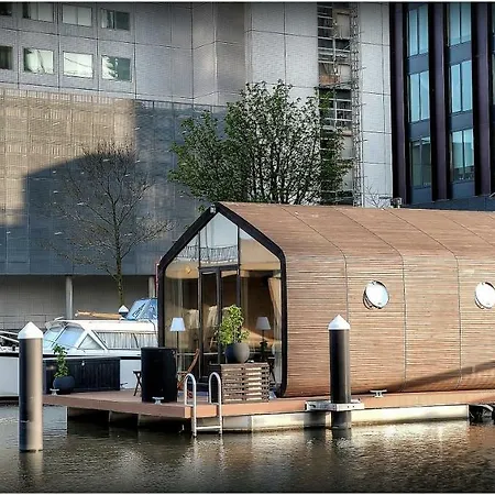 Wikkelboats At Wijnhaven Hotel na wodzie