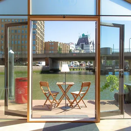 Wikkelboats At Wijnhaven Hotel na wodzie